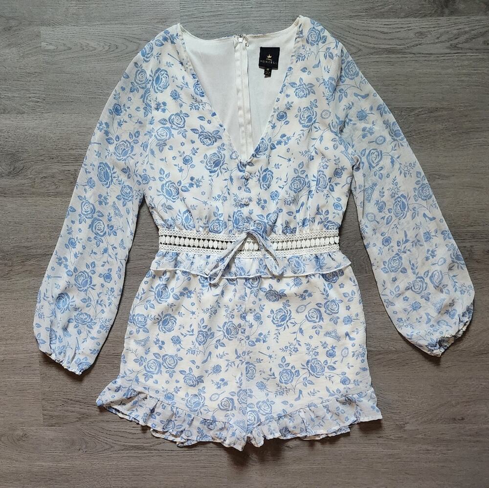 Disney Princess Junior's Cinderella Floral 3/4 Sleeve V-Neck Romper Medium M